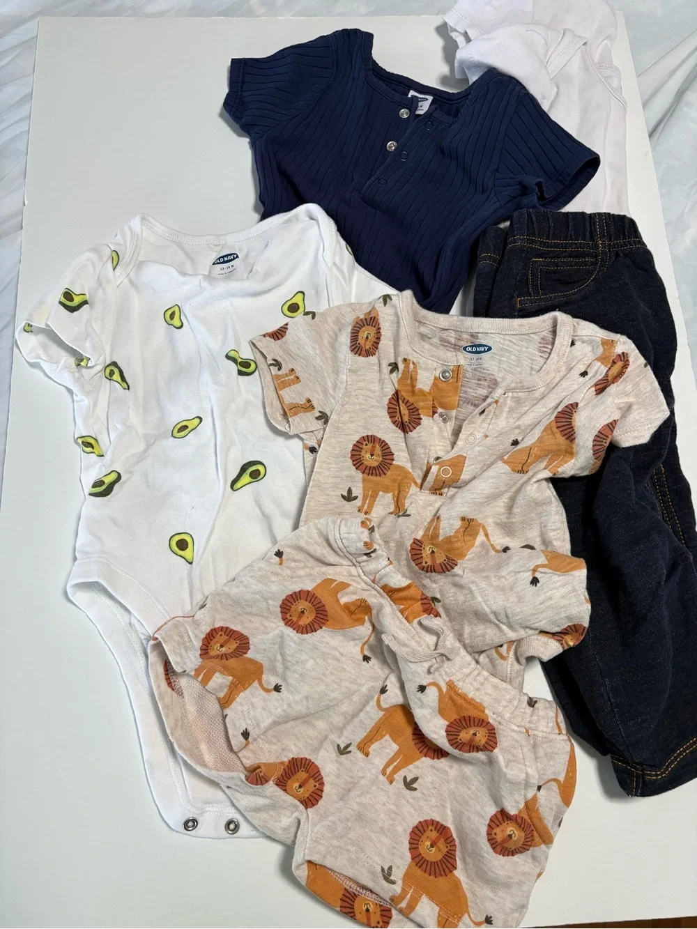 Old navy baby summer outfits basics 12-18m Carter’s lot